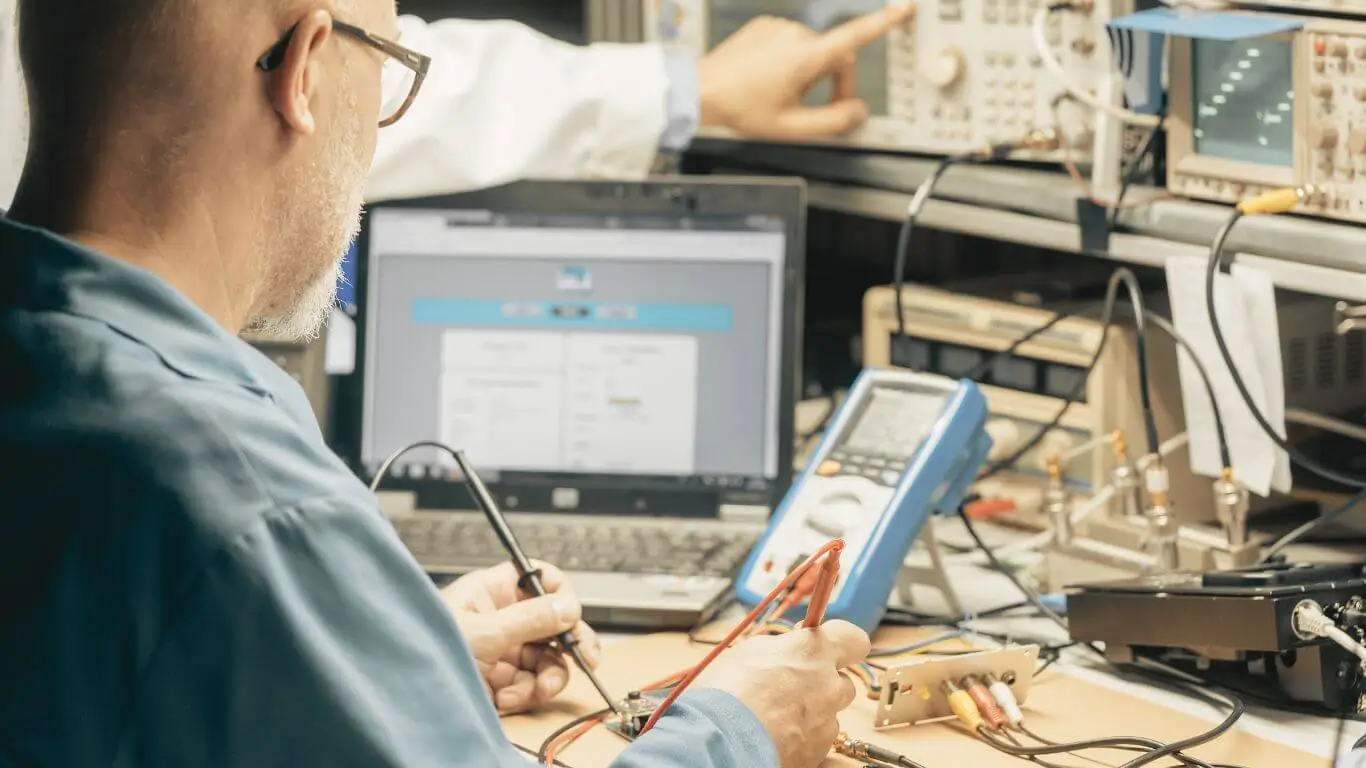 Engineering-Excellence-Unveiled-Essentials-of-Product-Testing (1)